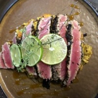 Portobello Tuna con salsa Chinola