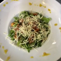 Ensalada Mixta o de Rucula con Aguacates